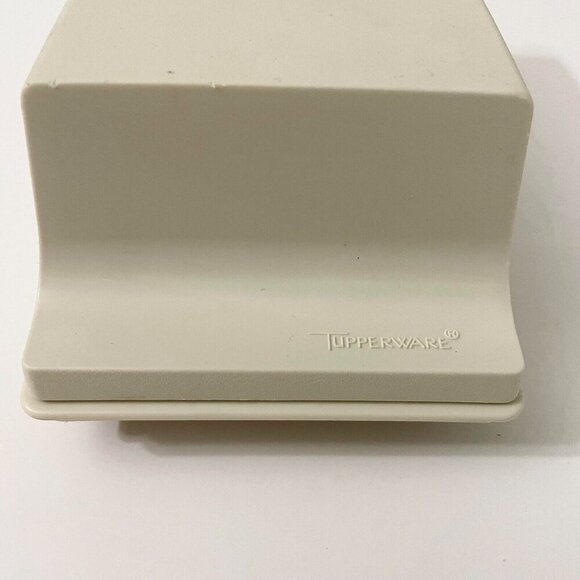 Vintage Tupperware Butter Dish Holder 1511-6 - Picture 6 of 16